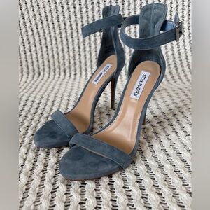 STEVE MADDEN Mercy Dusty Blue Suede Ankle Strap Stiletto Heels Women’s Size 8